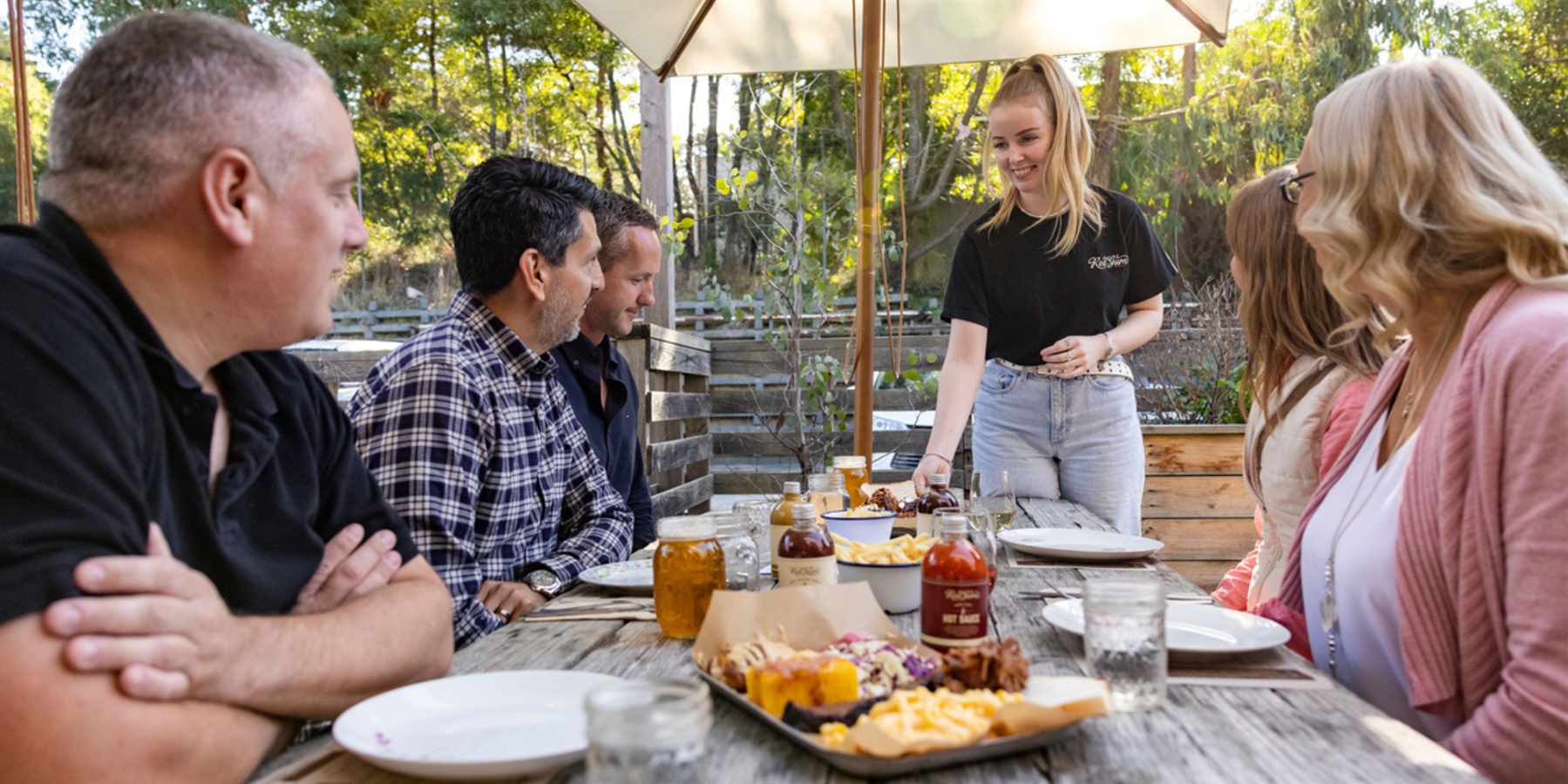 red gum bbq, red hill, mornington peninsula, outside dining